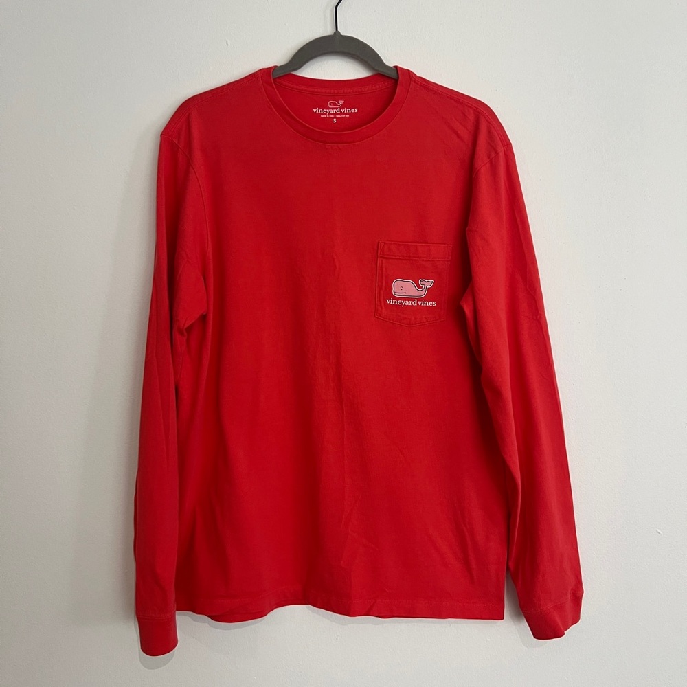 Vineyard Vines Valentine’s Day long sleeve - size S